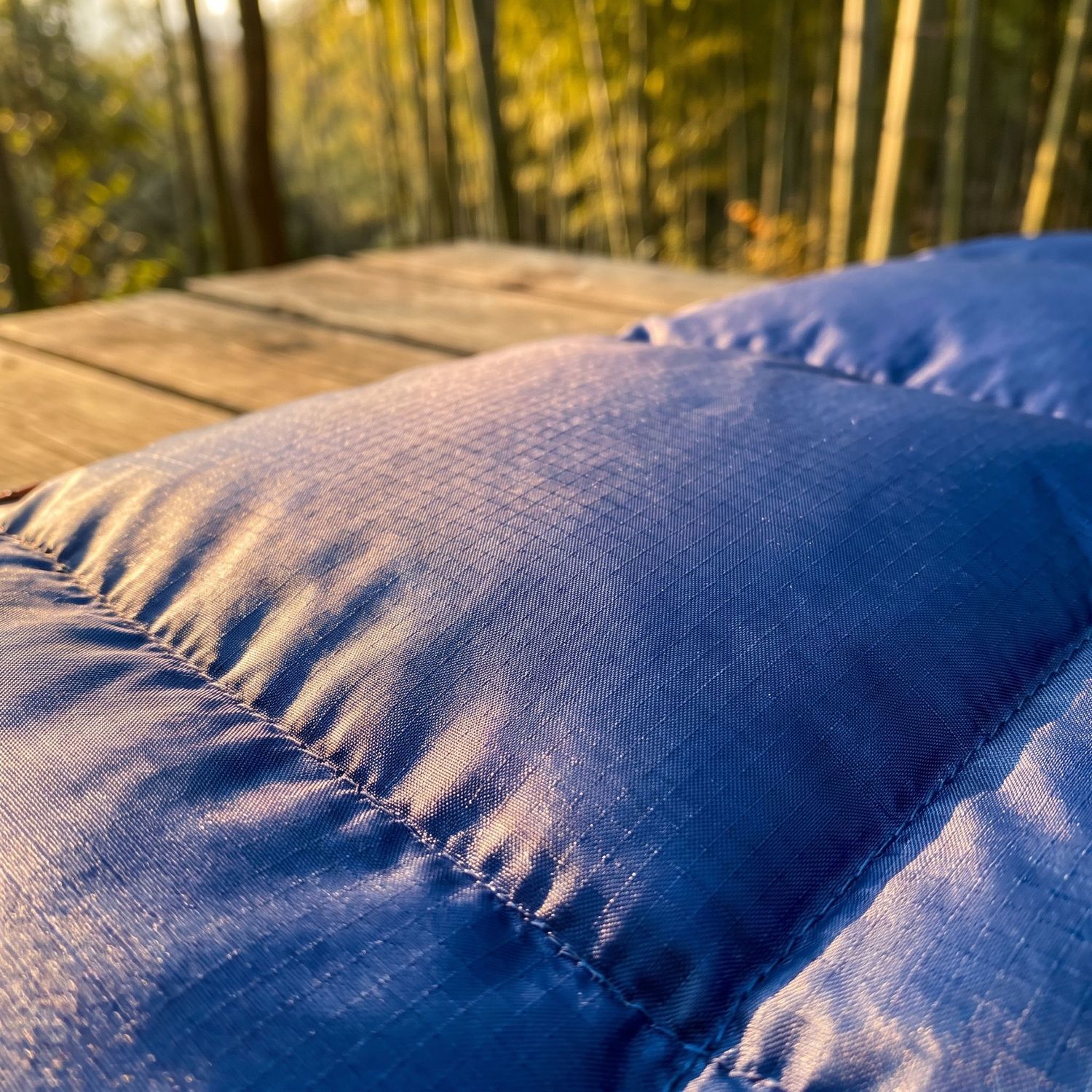 بطانية تخييم متدرجة الألوان خف - مراجعة Outdoor Camping Quilt وسعره